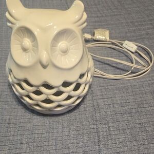 Vintage White Ceramic Owl Lamp